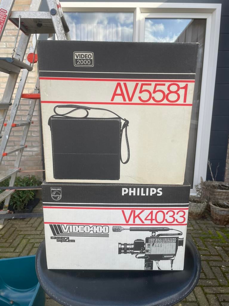 Philips video 400 VK4033 camera + hoes, Ophalen, Zo goed als nieuw, Overige Merken, 8 keer of meer