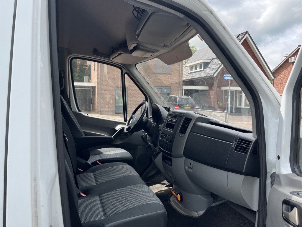Mercedes-benz SPRINTER 310 2.2 CDI 325 HD 3-PERSOONS / LAADK, Auto's, Achterwielaandrijving, 2000 kg, Wit, Bedrijf
