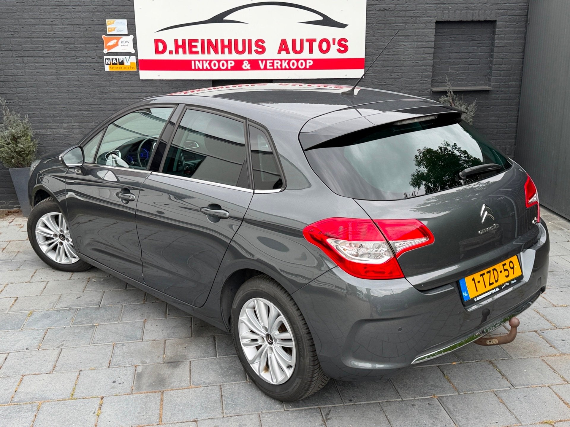 Citroen C4 1.2 PureTech Exclusive, 1199 cc, Met garantie (alle), Origineel Nederlands, Bedrijf