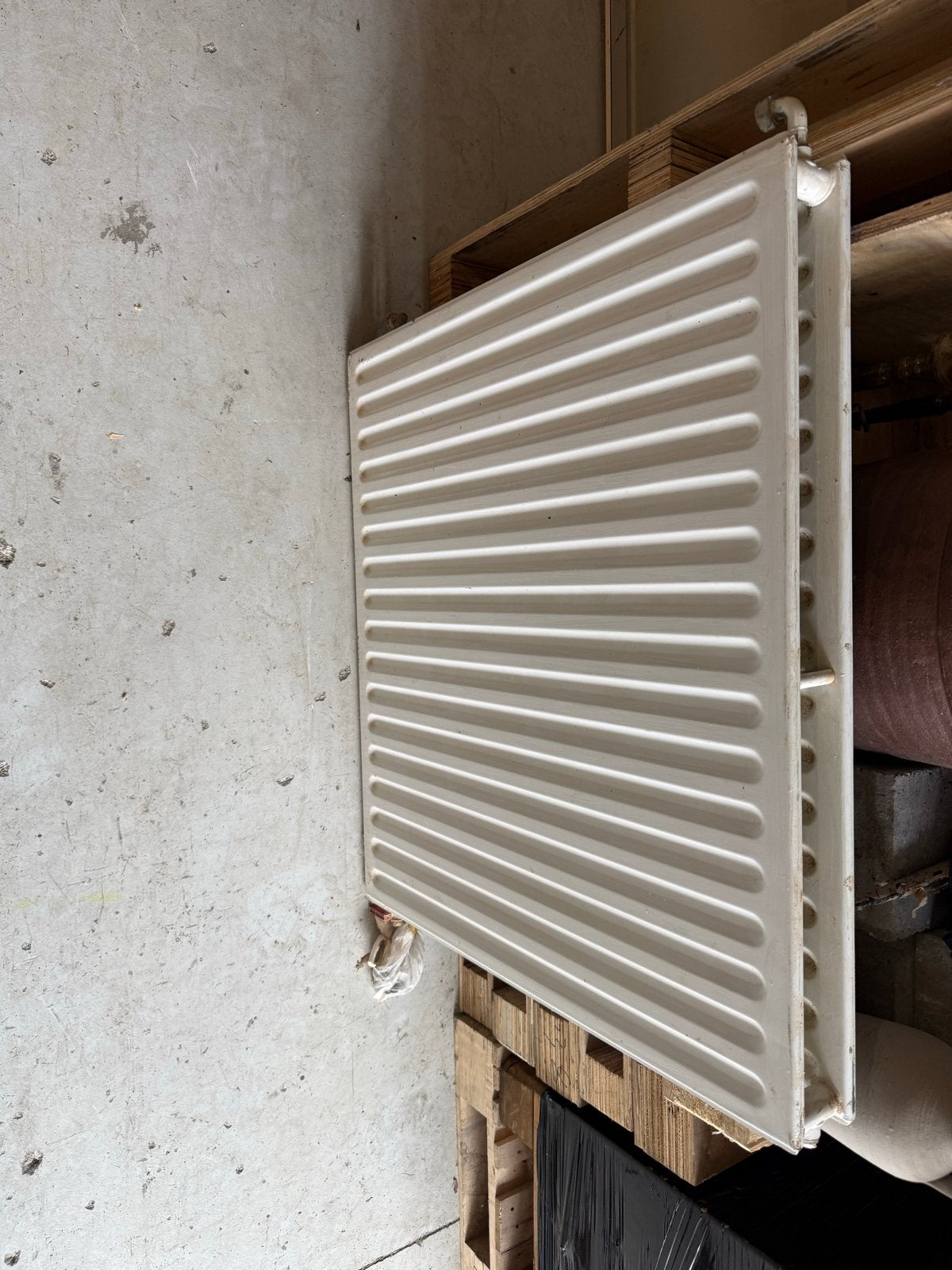Gebruikte radiator, wit,, Doe-het-zelf en Verbouw, Verwarming en Radiatoren, 30 tot 80 cm, Gebruikt, Radiator, Ophalen of Verzenden