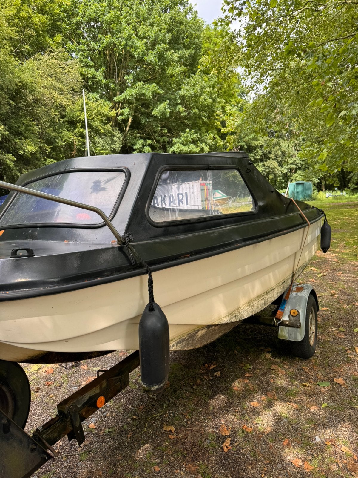 Te koop opknapper boot met 6pk 4 takst motor en trailer, Watersport en Boten, Motorboten en Motorjachten, Overige merken, Gebruikt