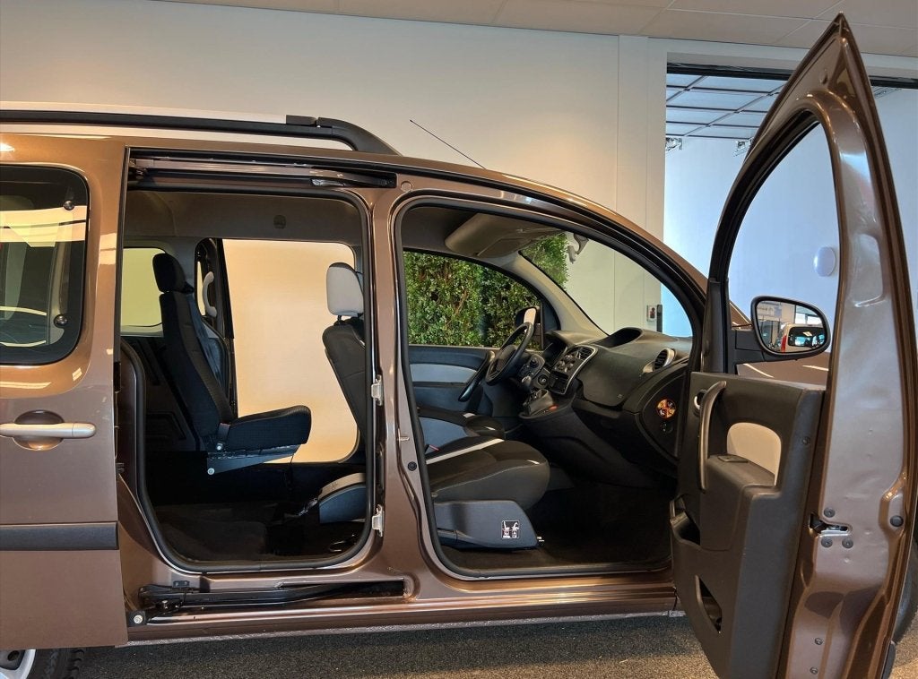 Renault Kangoo 1.2 TCE FAMILY (bj 2014), Auto's, Stof, Gebruikt, Zwart, Bedrijf