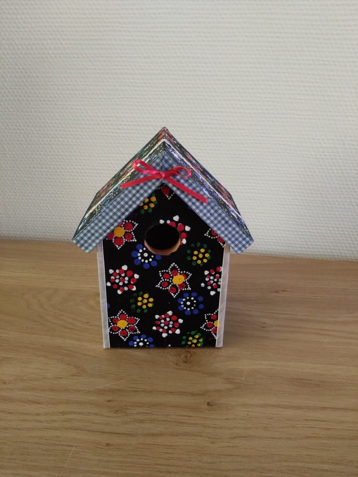 Decoratief vogelhuisje - handgemaakt en kleurrijk, Ophalen of Verzenden, Nieuw