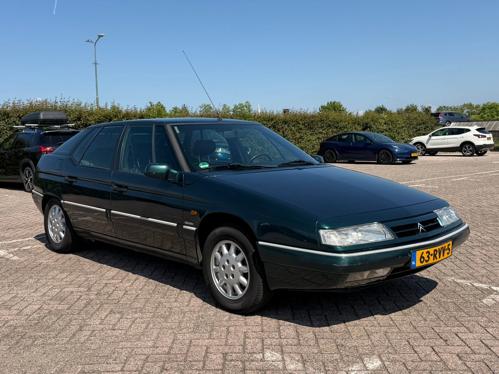 Citroën XM 3.0 V6 Exclusive AUT 1995 Groen APK tot 30-9-2028, Zwart, Leder, Particulier, 6 cilinders