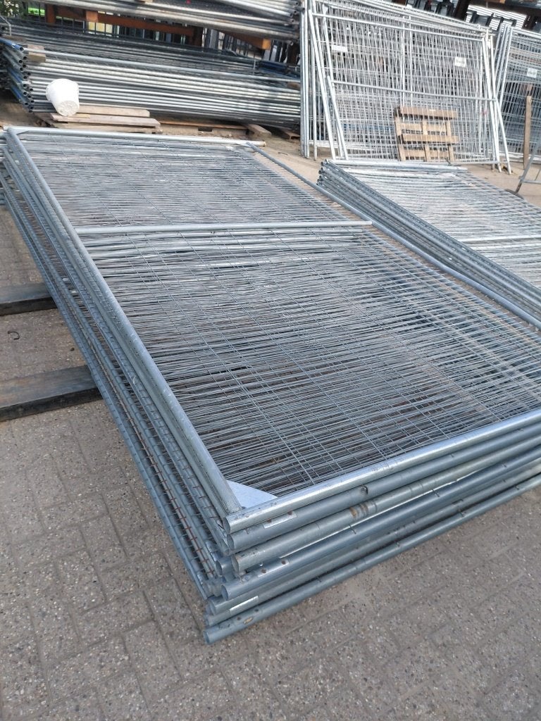 Gebruikte bouwhekken fijnmazig met middenbuis en hoekverst., Ophalen, Gebruikt, Nvt, Nvt