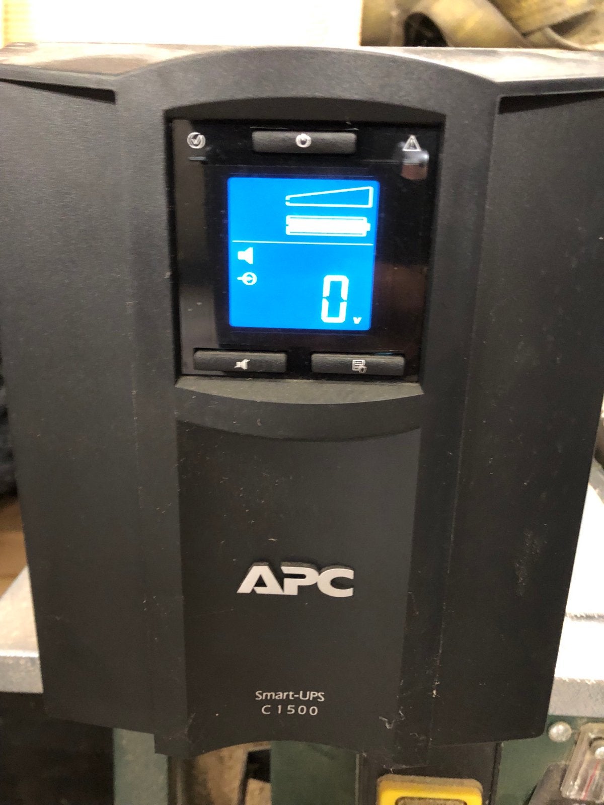 APC Smart-UPS C 1500 UPS - Ononderbroken Stroomvoorziening, Computers en Software, Ophalen of Verzenden, Gebruikt