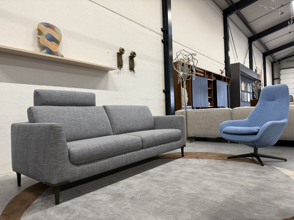 Nieuw Leolux Evidence Brisa Bank blauw stof design 211, Leolux, Info@leolux.nl, 75 tot 100 cm, Rechte bank