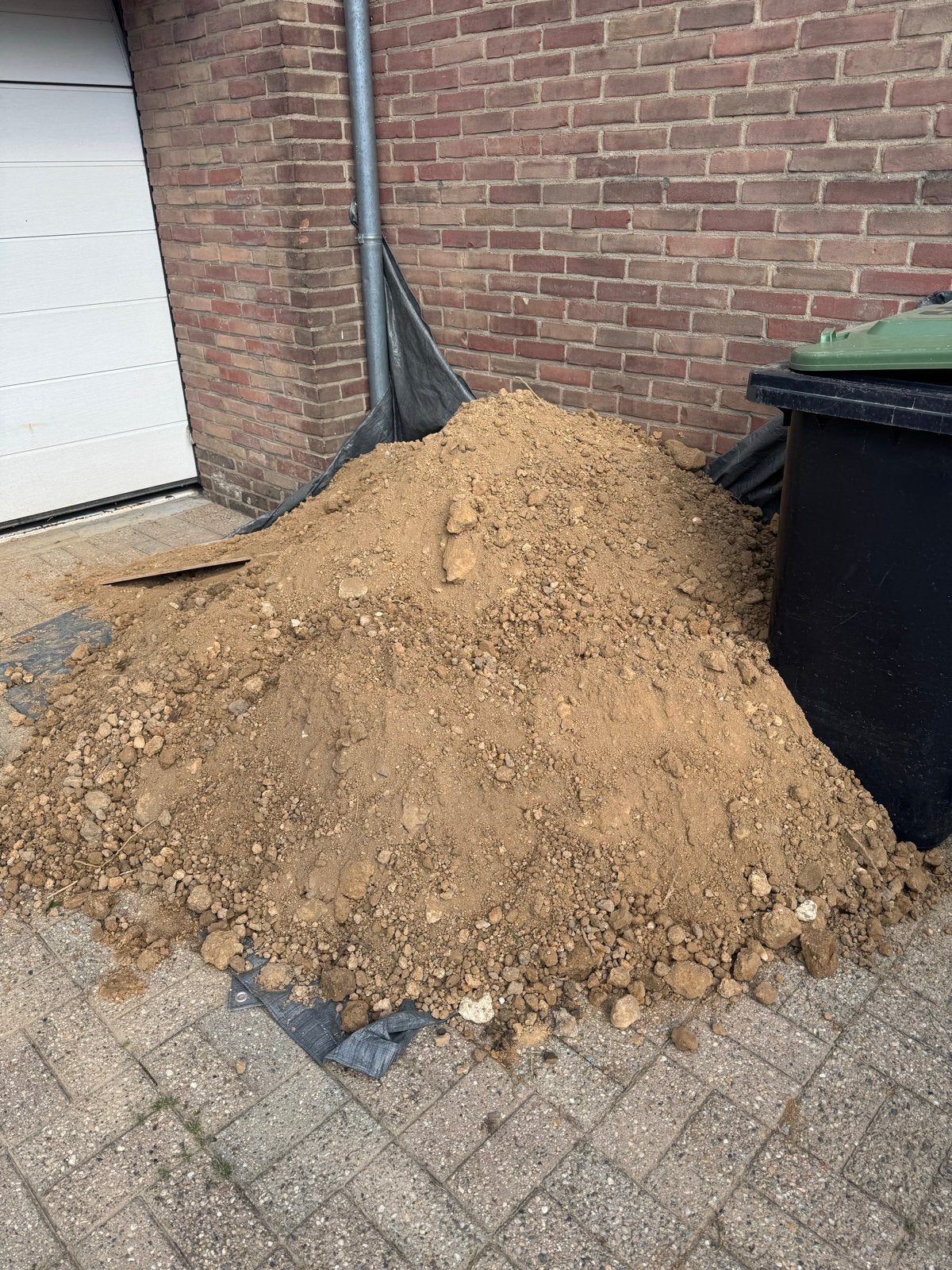 Gratis Tuinaarde af te halen, Tuin en Terras, Zand, Ophalen, Gebruikt, Ophoogzand