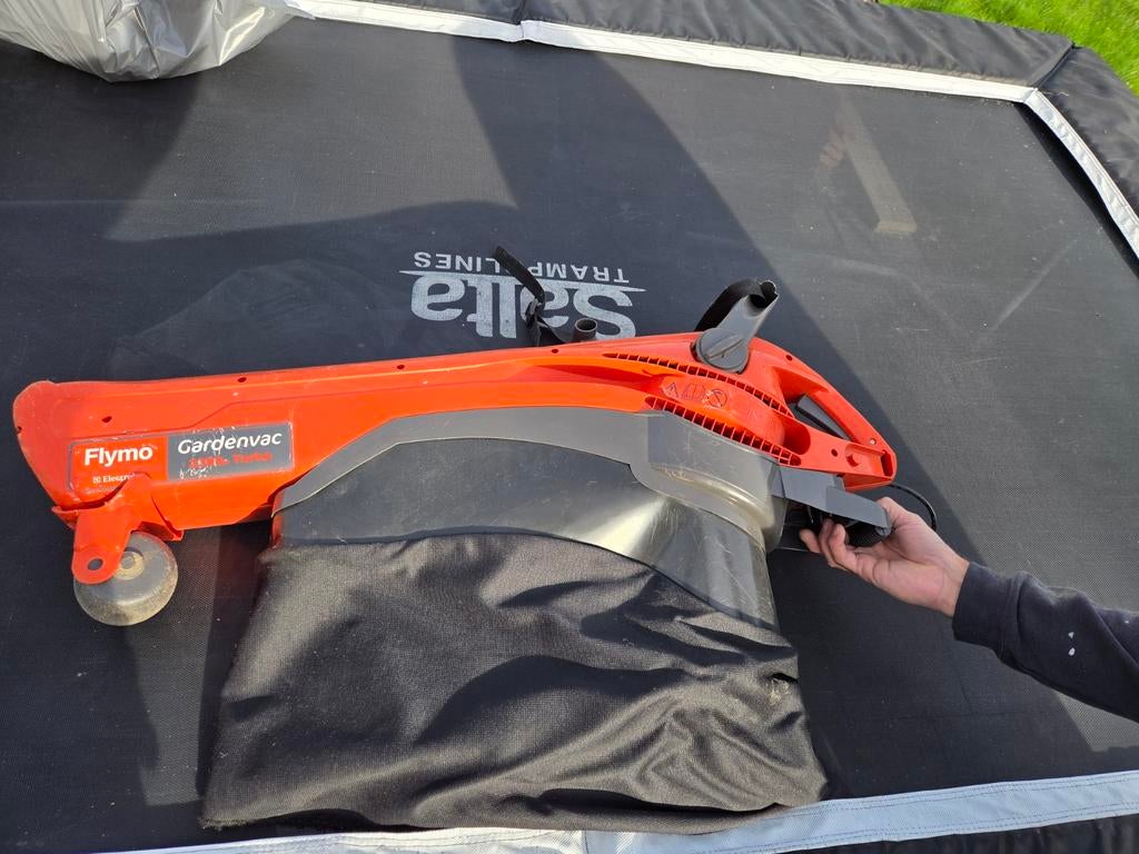 Flymo Gardenvac bladblazer met opvangzak, Handgedragen, Ophalen of Verzenden, Met opvangzak, Elektrisch