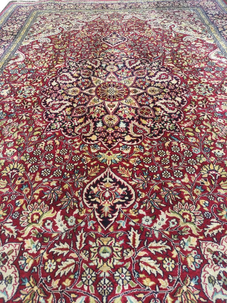 Fantastisch mooi handgeknoopt vintage zijden Perzisch tapijt, Geel, Gebruikt, 100 tot 150 cm, Ophalen of Verzenden