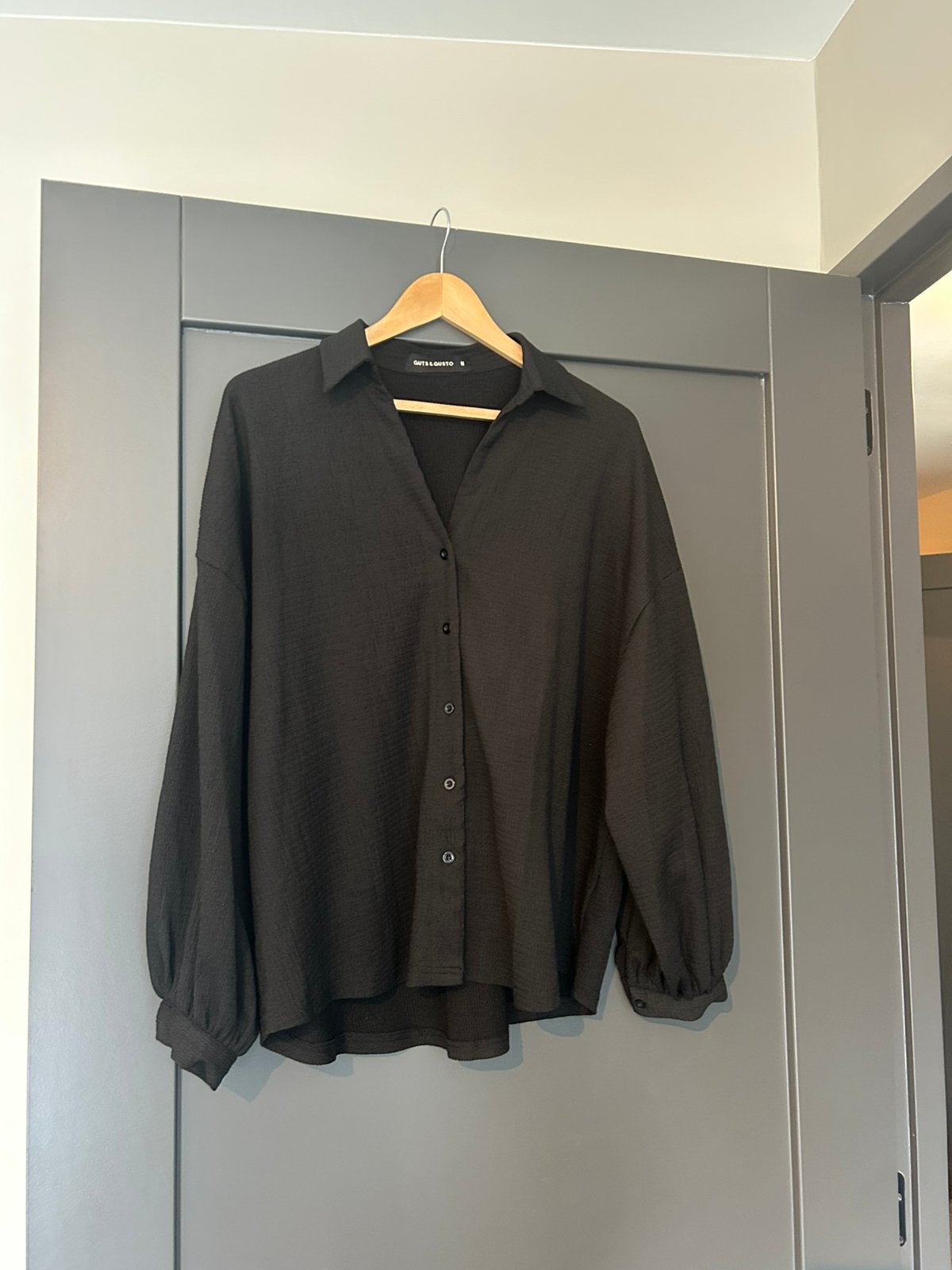 Zwarte blouse Guts & Gusto maat M te koop, Verzenden, Zo goed als nieuw, Maat 38/40 (M), Zwart
