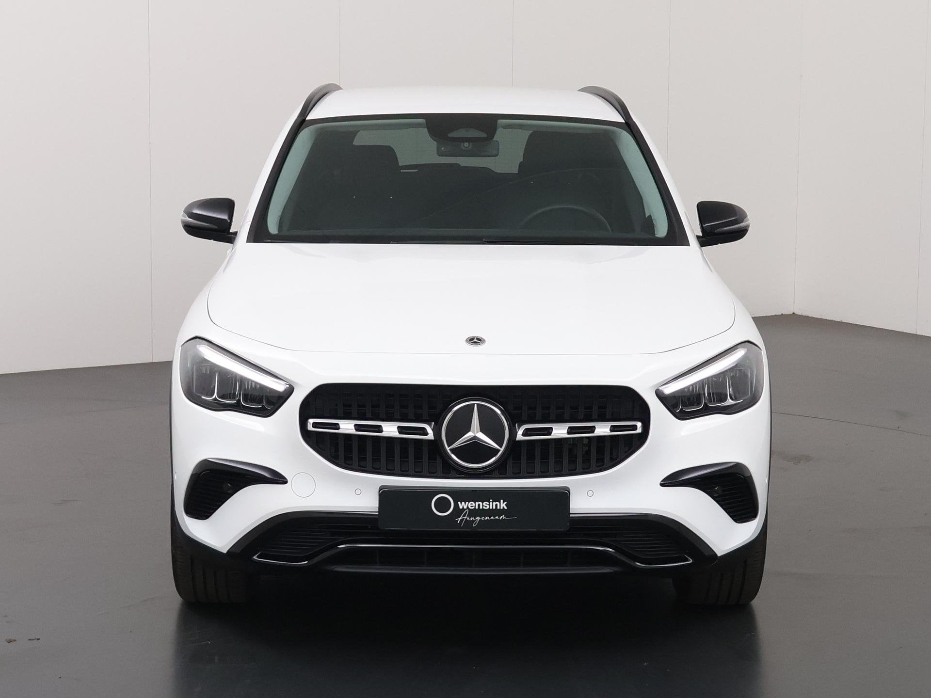 Mercedes-Benz GLA-klasse 250 e Luxury Line | SOH 96,7% | Nig, Auto's, Dealer onderhouden, Stof, 16 kWh, Wit