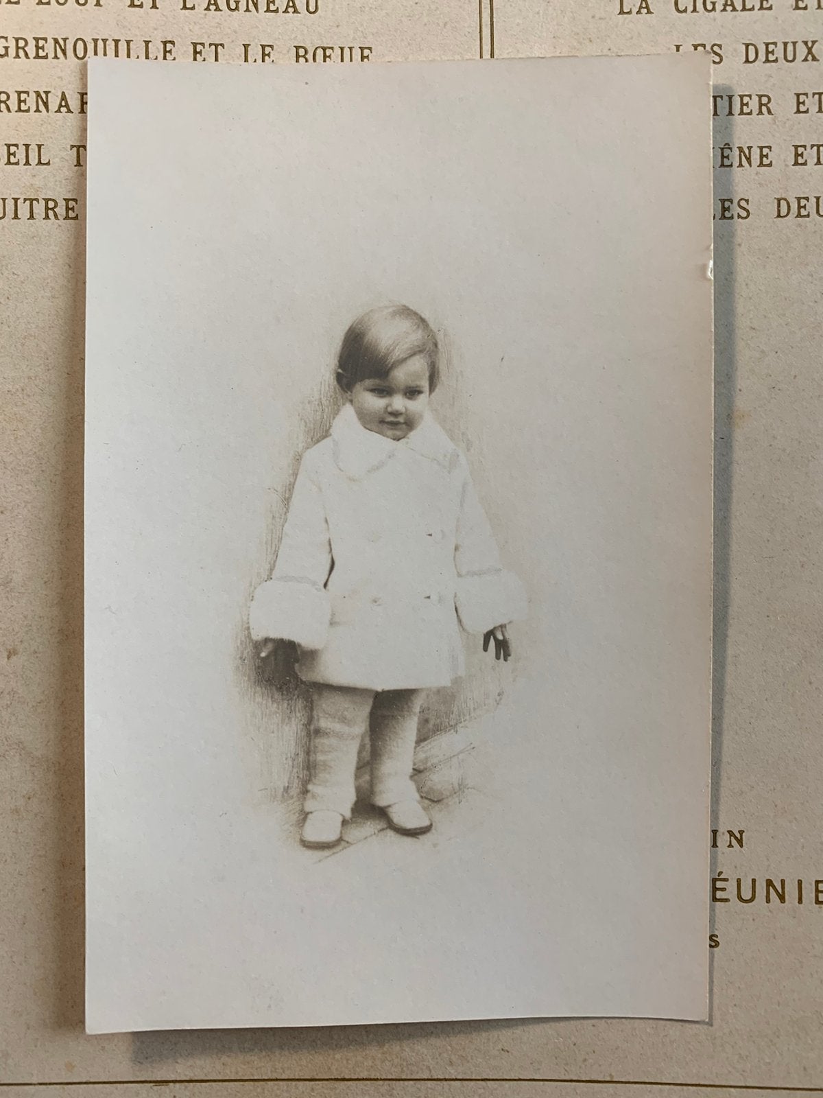 Foto - kindje (CW), Foto, Ophalen of Verzenden, Zo goed als nieuw, Voor 1940