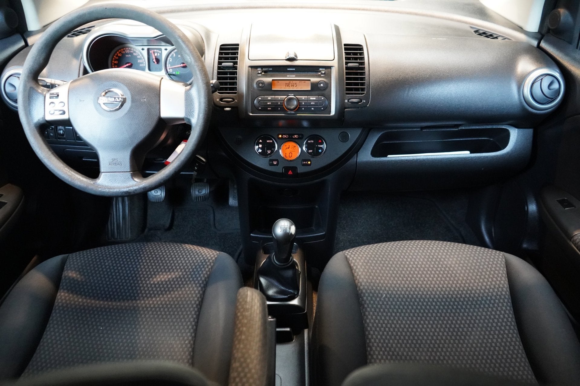 Nissan Note 1.6 First Note | AIRCO | ELEK. RAMEN | APK, Voorwielaandrijving, Verwarmde buitenspiegels, Gebruikt, 49 €/maand