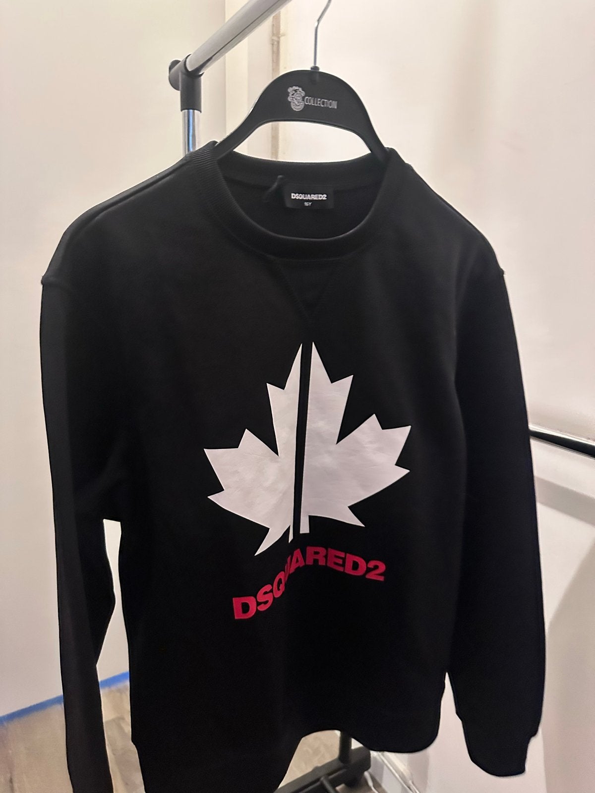 Dsquared2 trui met esdoornblad logo, Kleding | Heren, Truien en Vesten, Ophalen, Zo goed als nieuw, Maat 46 (S) of kleiner, Zwart