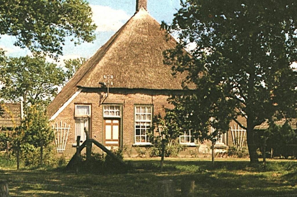 802298 Zuidwolde Drenthe 1979 Bazuin  mooie zegel Postcode, Verzamelen, Ansichtkaarten | Nederland, Ophalen of Verzenden, 1960 tot 1980