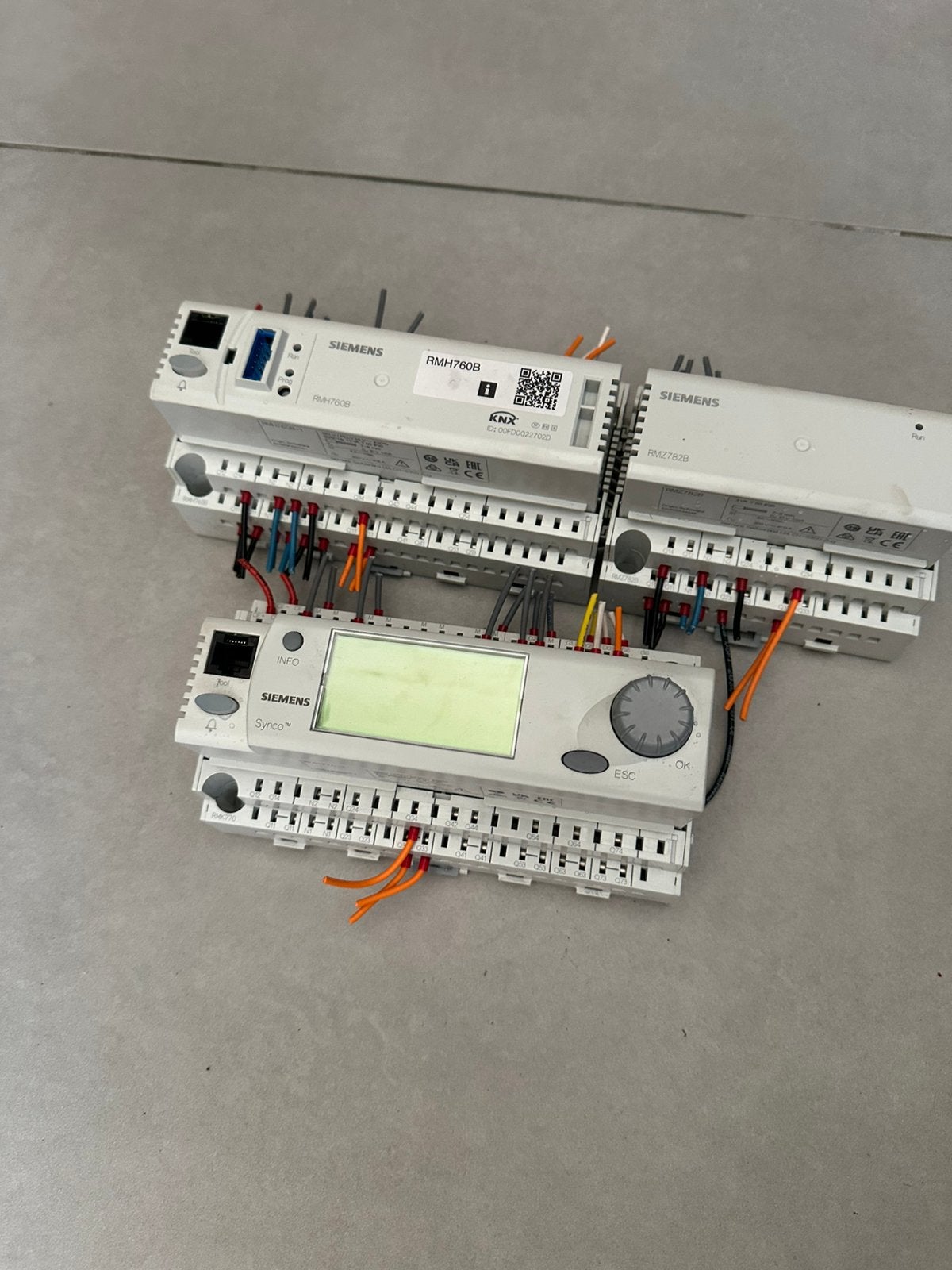 Siemens Synco RMH760B RMZ782B RMZ790 Regelset, Minder dan 30 cm, Hoog rendement (Hr), Radiator, Minder dan 60 cm