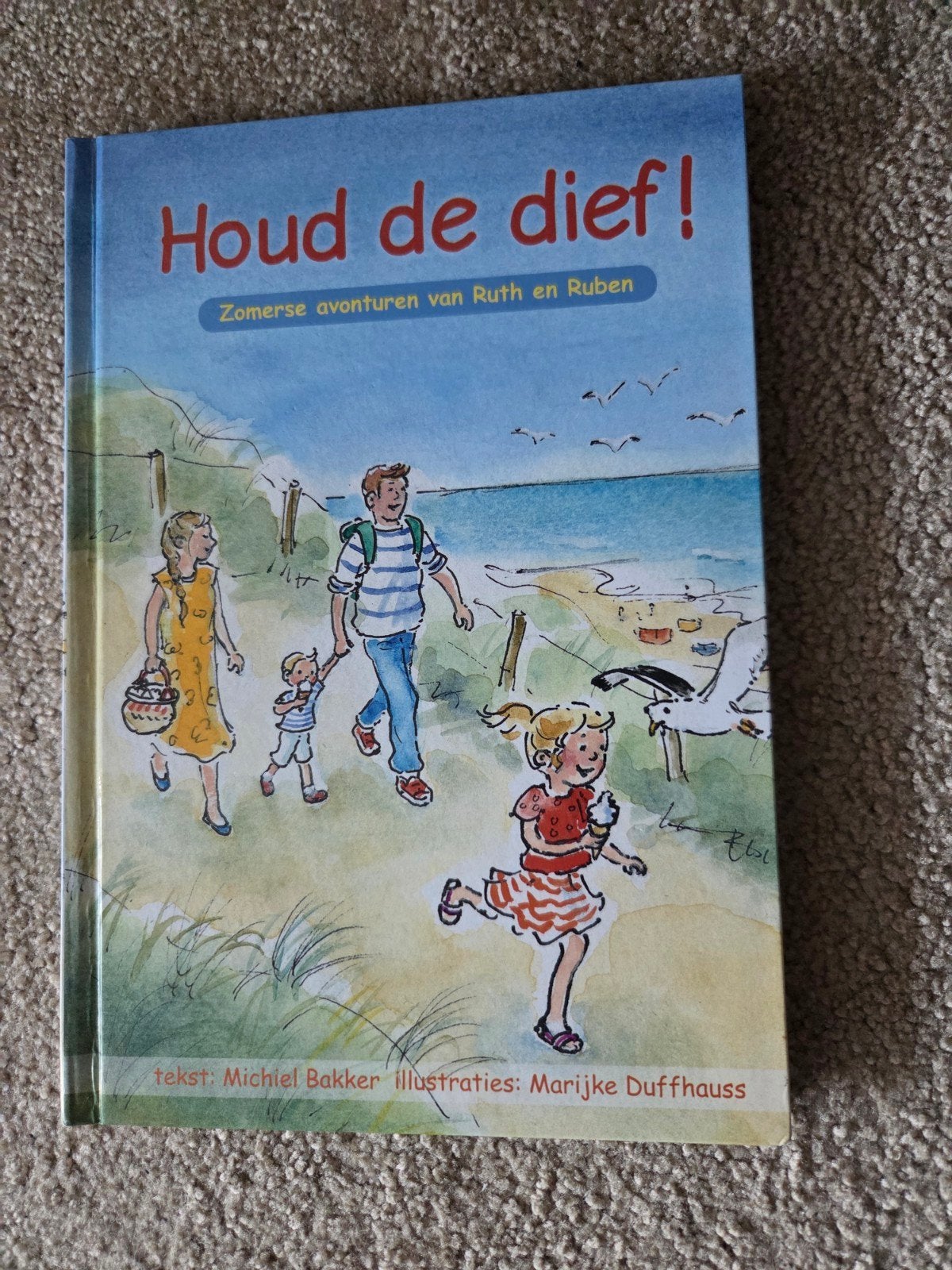 Houd de dief! Zomerse avonturen van Ruth en Ruben, Ophalen of Verzenden, Gelezen, Michiel Bakker, Fictie algemeen