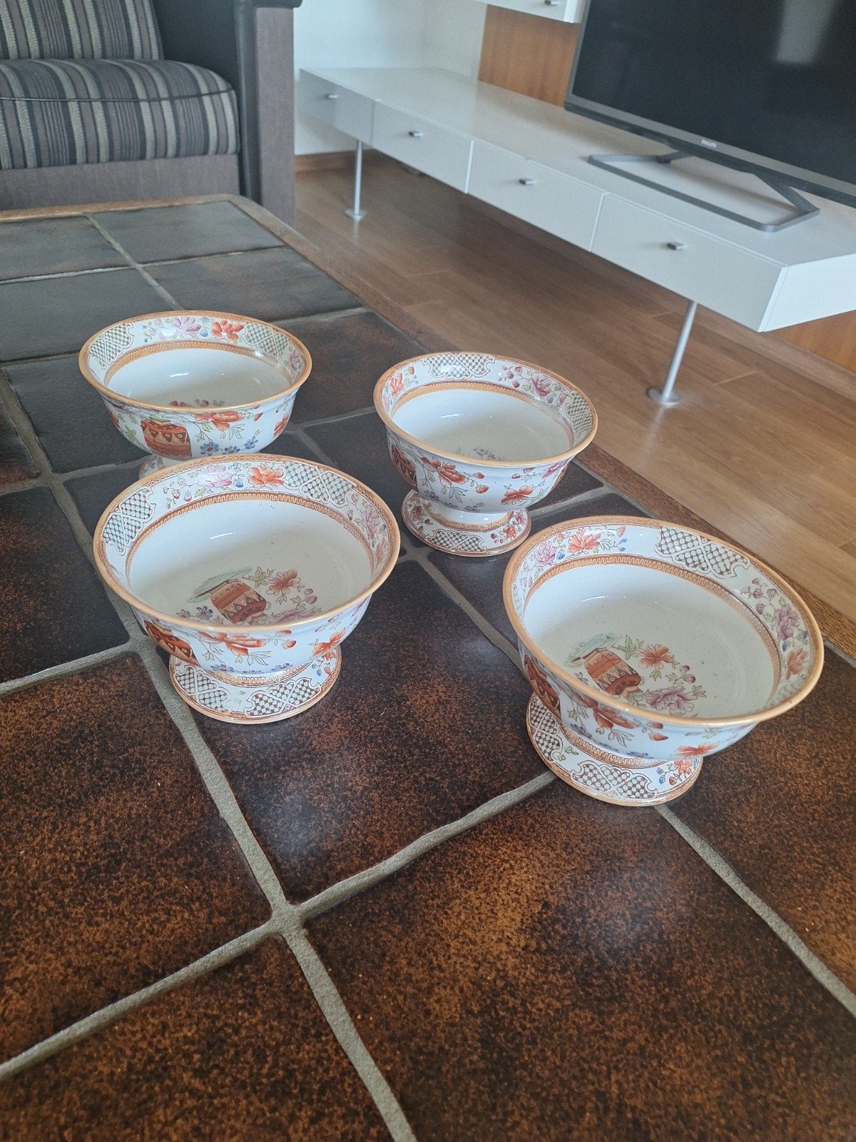 Set van 4 Petrus Regout Flora schaaltjes/kastkommen, Antiek en Kunst, Ophalen of Verzenden
