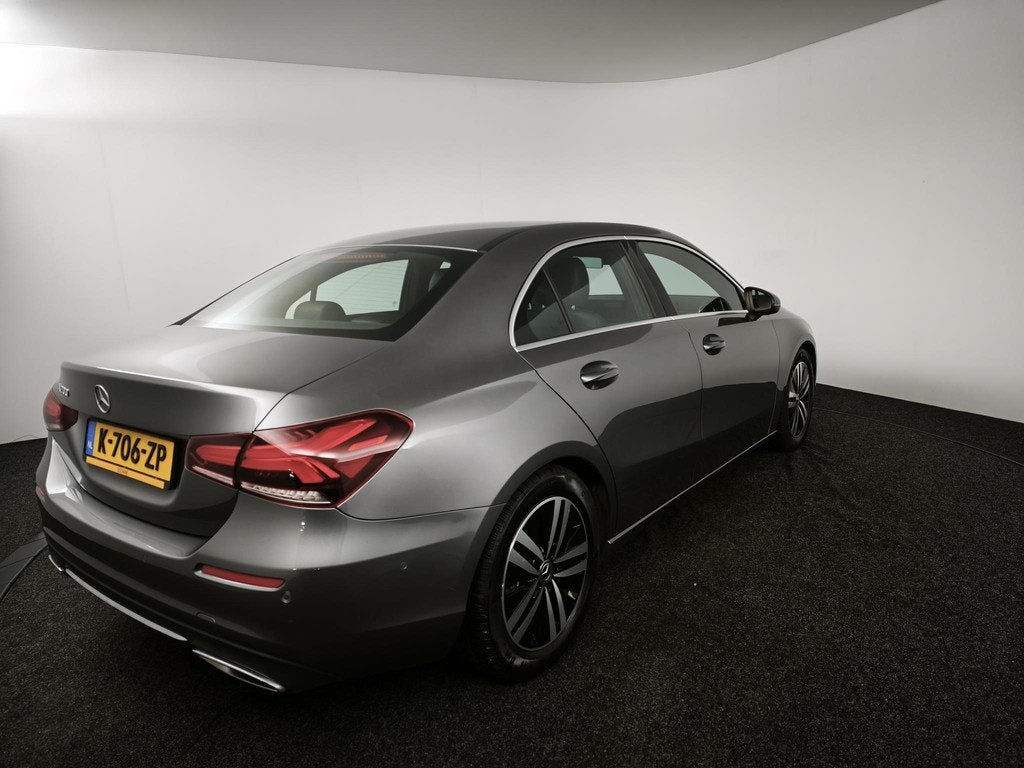 Mercedes-Benz A-klasse 200 Business Solution Luxury | Naviga, Auto's, Gebruikt, 4 cilinders, 1290 kg, 163 pk