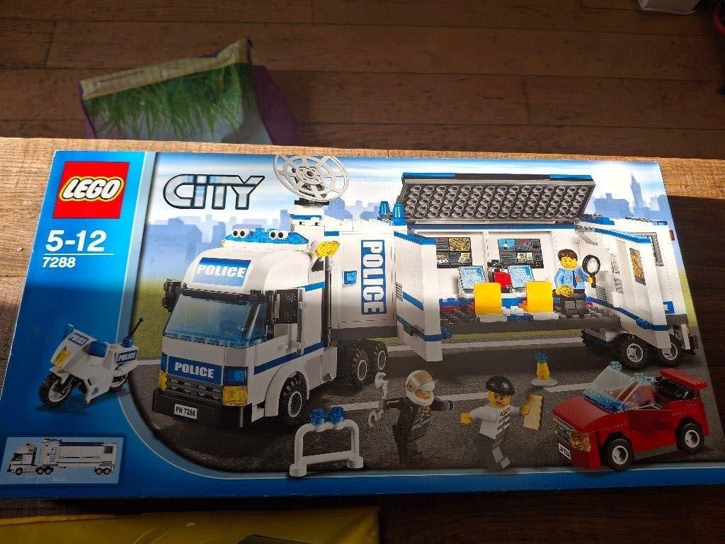 Lego politietruck, Kinderen en Baby's, Speelgoed | Playmobil, Complete set, Voertuig, Nieuw, Ophalen of Verzenden