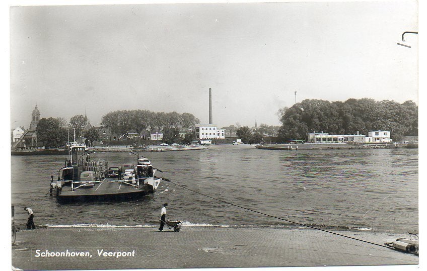 Schoonhoven Veerpont auto's vrachtwagen melkbussen 1959, Ophalen, 1940 tot 1960, Gelopen, Zuid-Holland