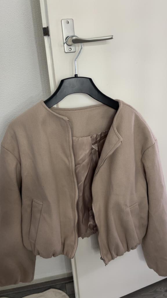 Khaki jasje, Ophalen of Verzenden, Zo goed als nieuw, Groen