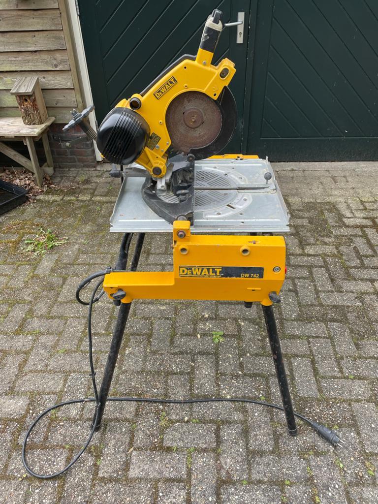 DeWalt DW 742 Afkortzaag/Tafelzaag - Gebruikt, Ophalen, Gebruikt, 70 mm of meer, Afkortzaag