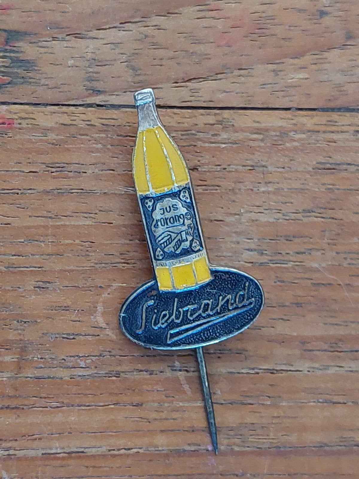 Vintage Siebrand Jus d'Orange Reclame Speldje, Verzamelen, Ophalen of Verzenden, Gebruikt