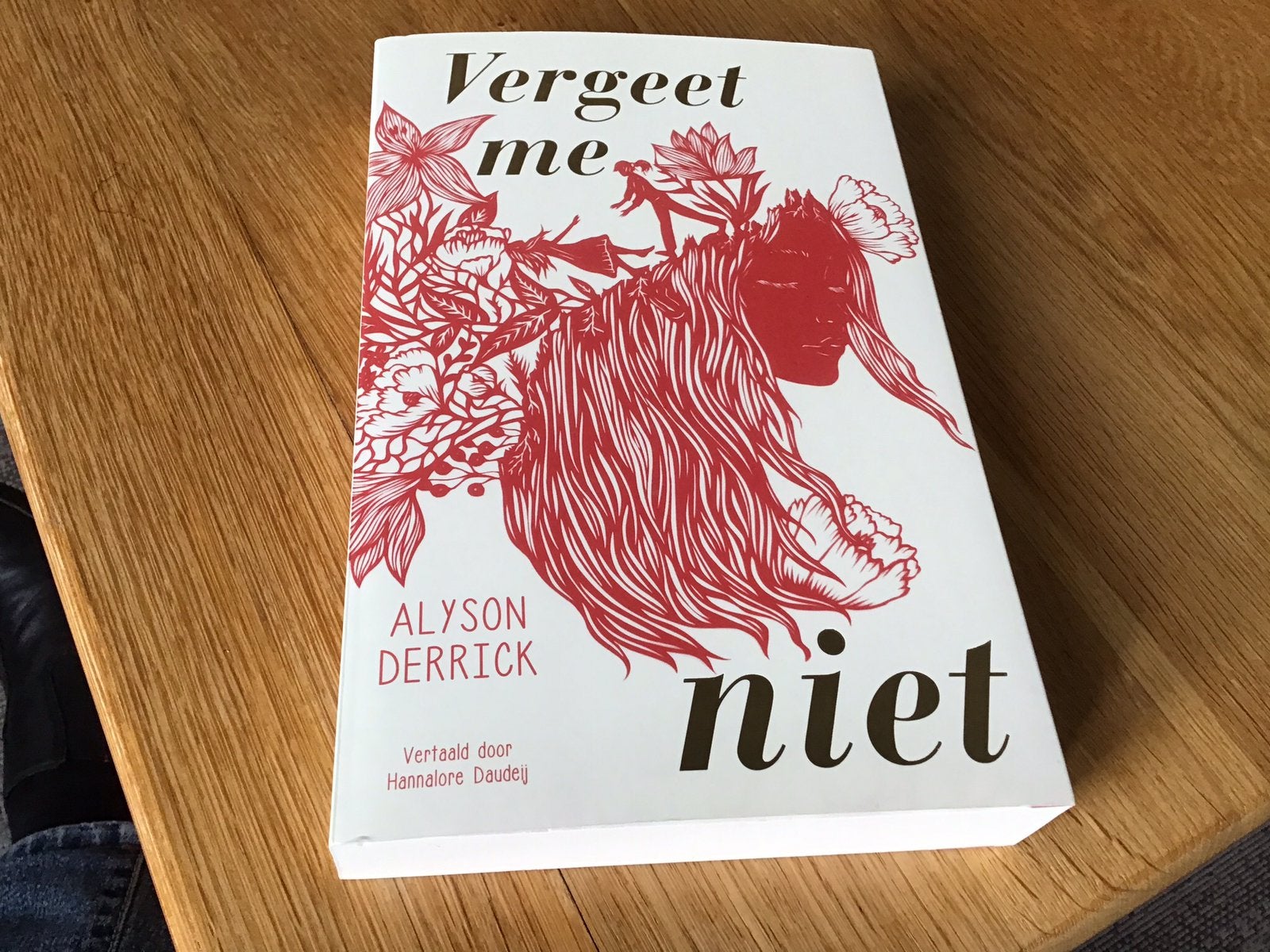 Vergeet mij niet.Liefdes verhaal over geheugen verlies, Ophalen of Verzenden, Zo goed als nieuw