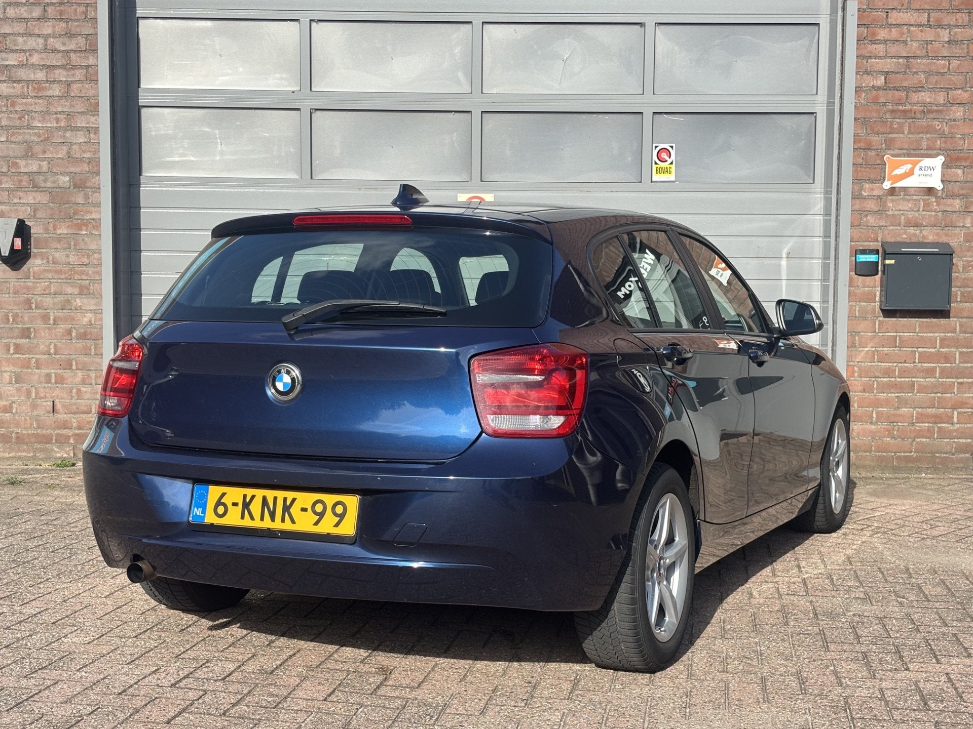 BMW 1-serie 114i EDE Navigatie/ LM velgen (bj 2013), Auto's, 1-Serie, Gebruikt, Euro 6, 4 cilinders
