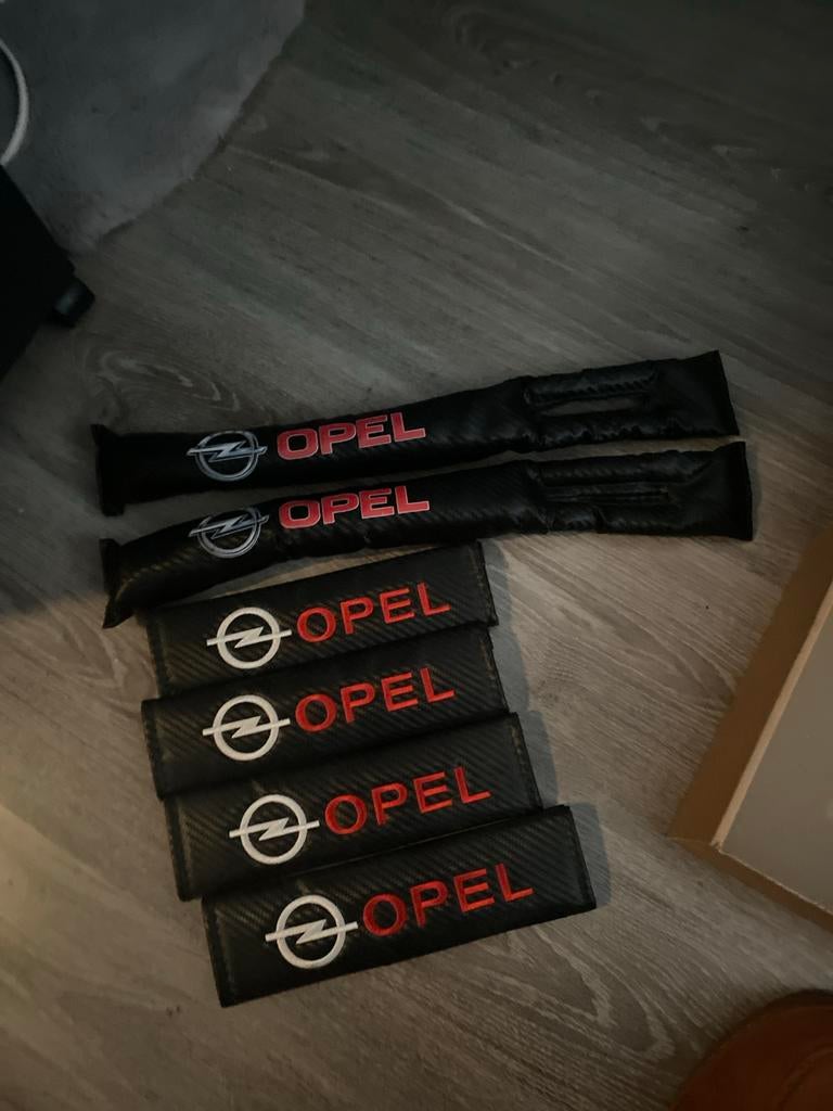 Opel gordelhoezen en gordelbeschermers, Ophalen of Verzenden, Gebruikt