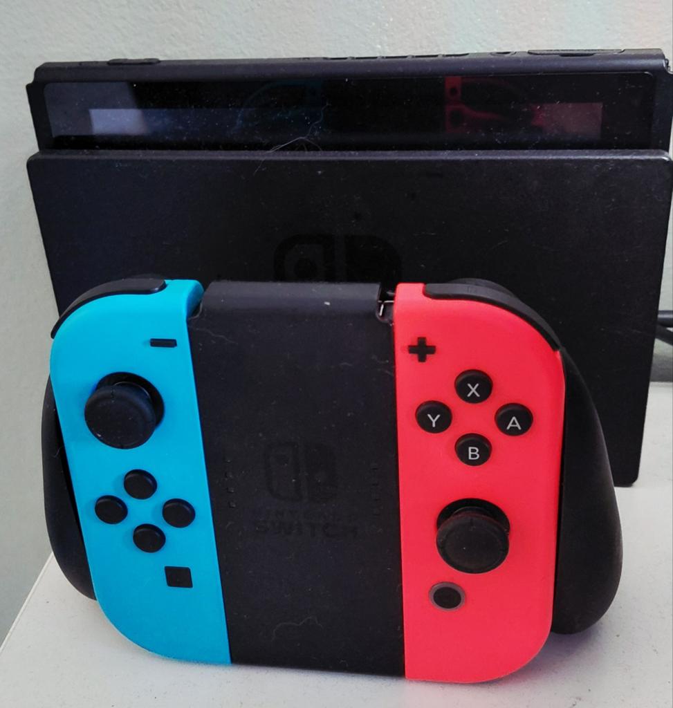 Nintendo Switch Compleet + Farming Simulator - Z.G.A.N., Ophalen, Met games, Met 2 controllers, Zo goed als nieuw