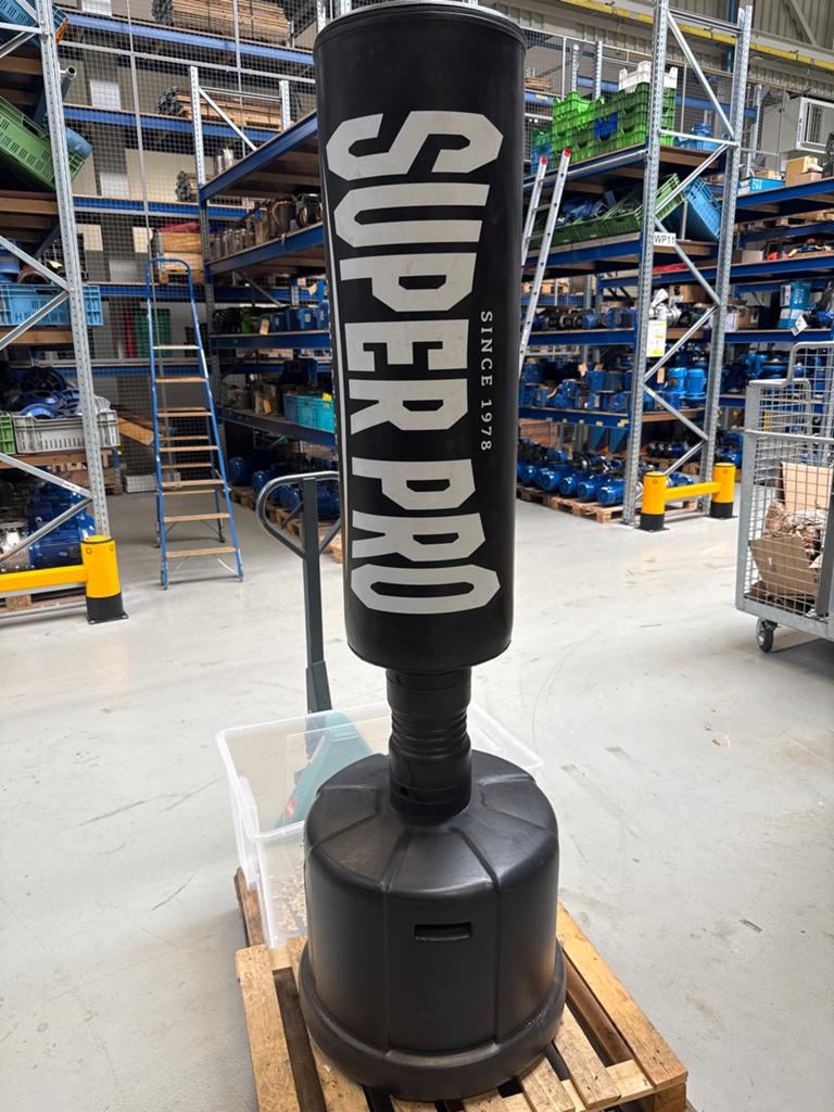 Super Pro Combat Gear Staande Bokszak, Ophalen, Gebruikt, Bokszak
