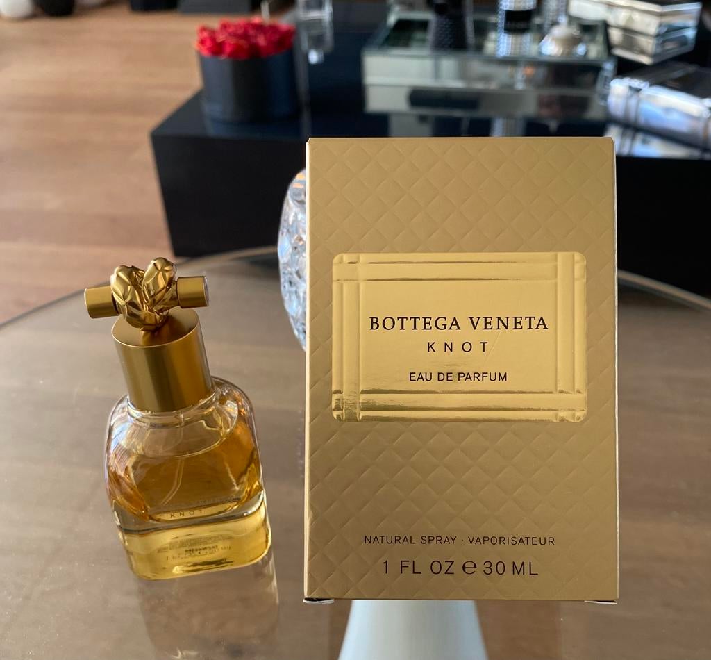 Bottega Veneta, Knot, eau de parfum, 30ML, Ophalen of Verzenden, Zo goed als nieuw