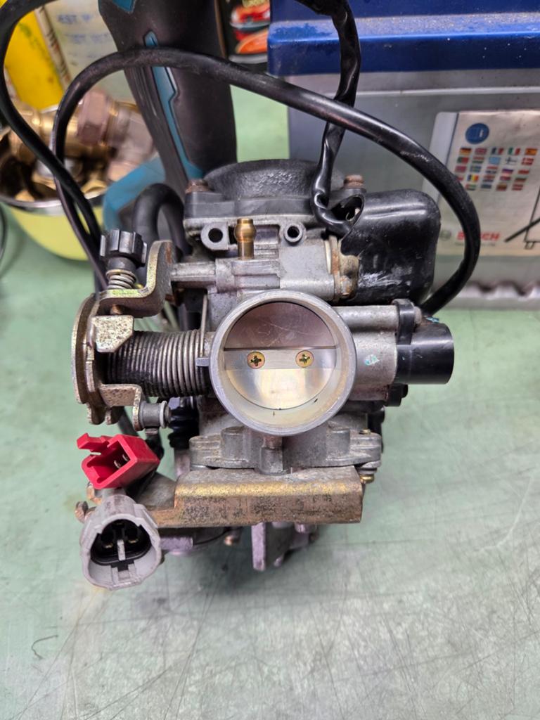 Suzuki burgman 400: Carburateur, Startmotor, Radiator, Ophalen of Verzenden