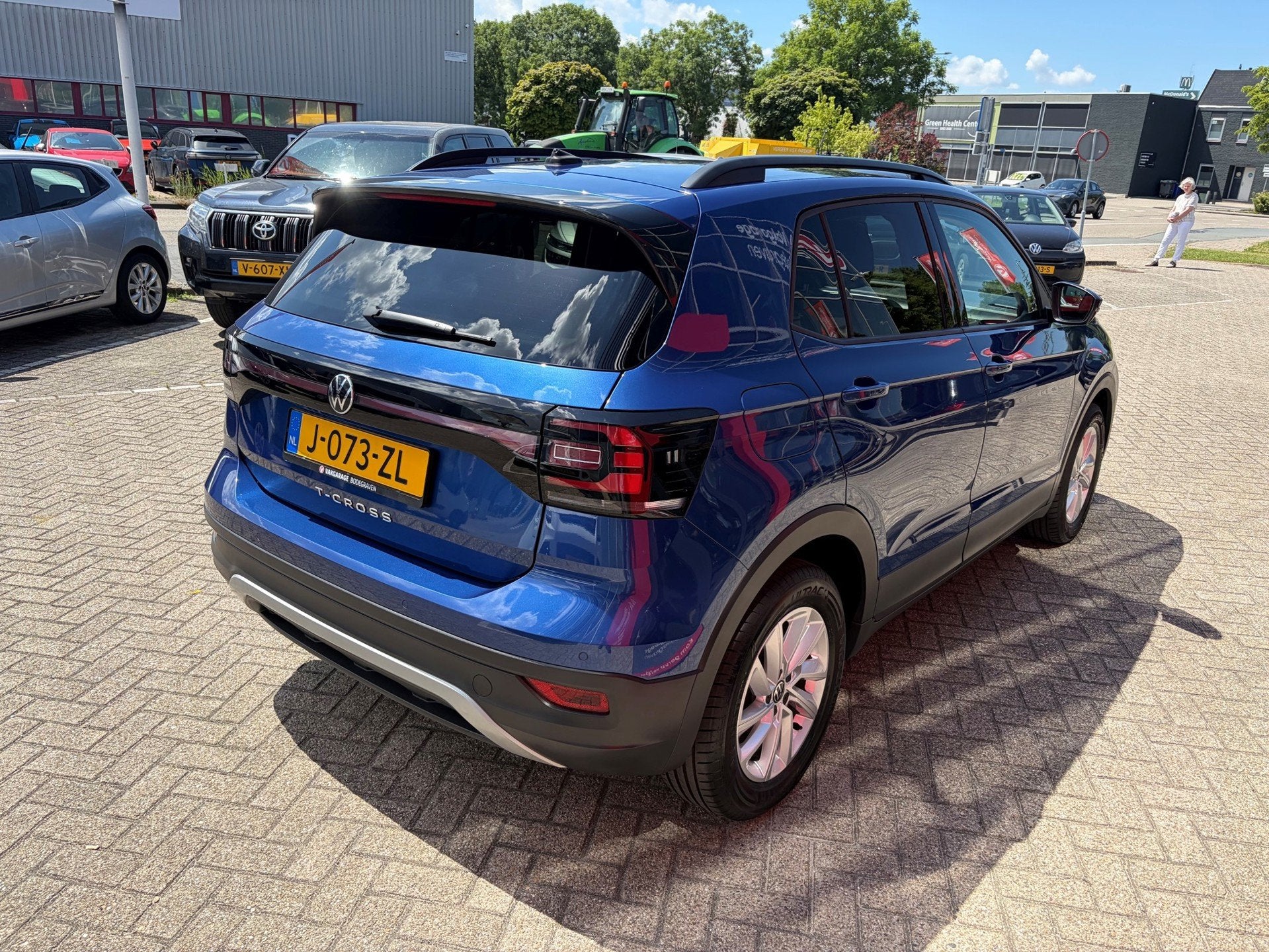 Volkswagen T-Cross 1.0 TSI Life Business / carplay, Auto's, Volkswagen, Gebruikt, 95 pk, Blauw, Origineel Nederlands
