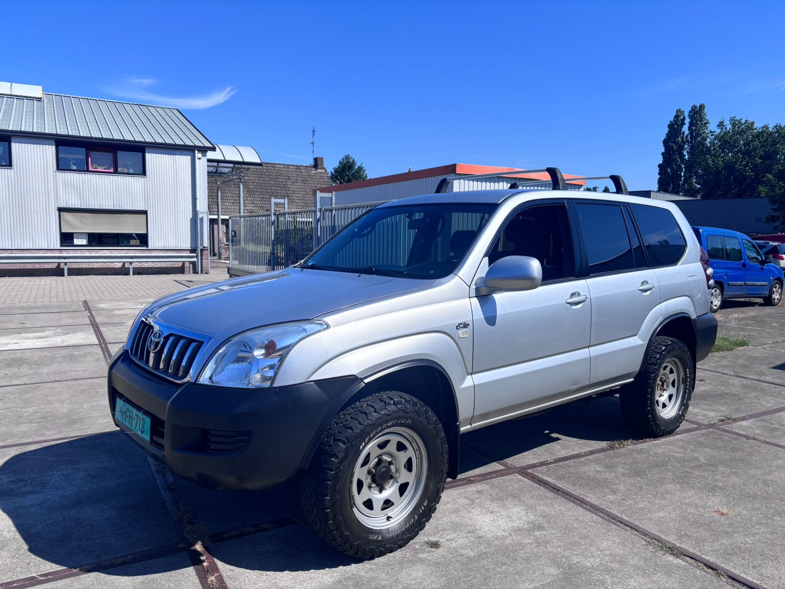 Nieuw staat  toyota landcruiser 5 drs 4x4 airco 3.0 D4D, Stof, 4 cilinders, Startonderbreker, Bedrijf