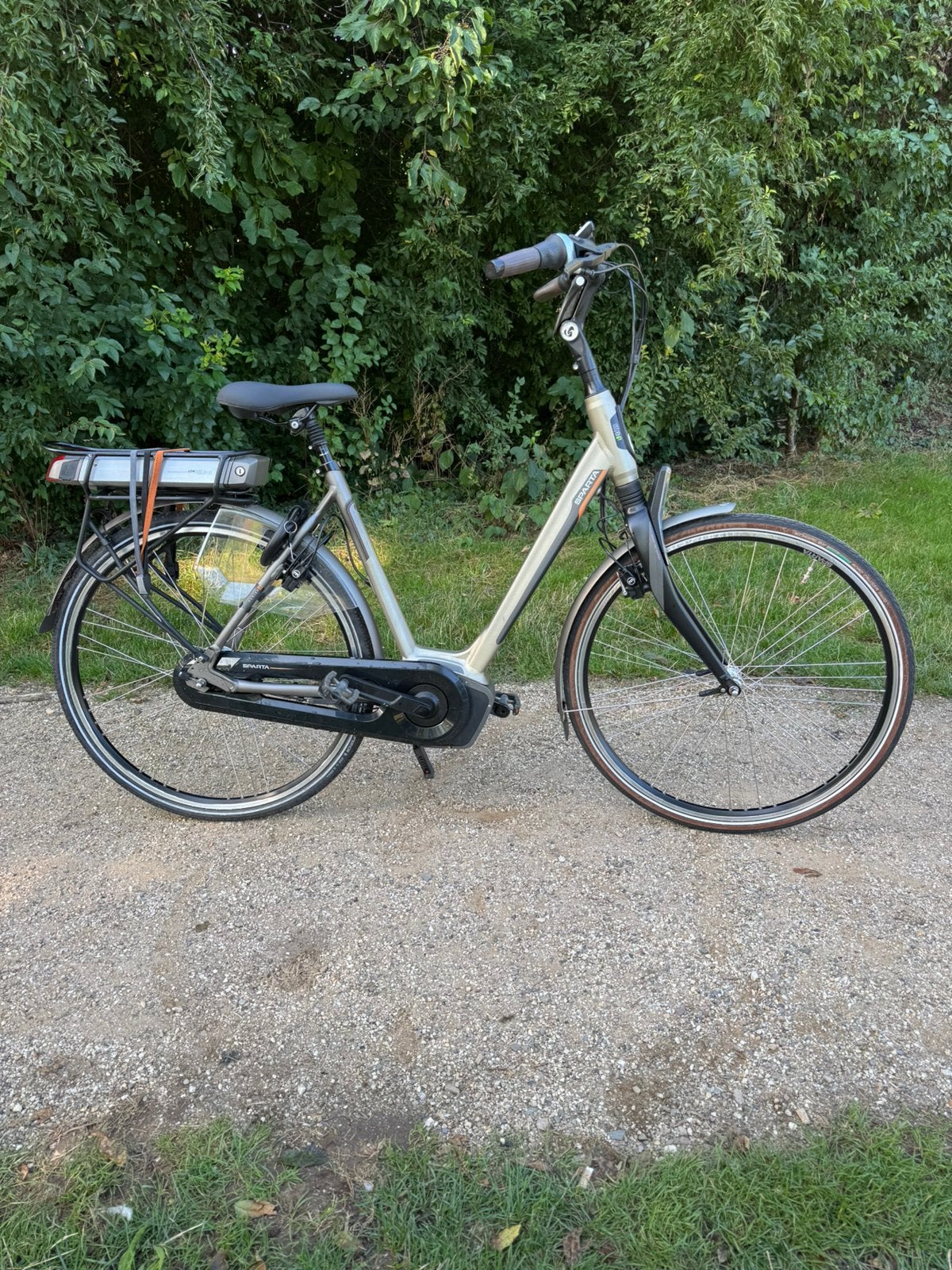 Mooie Elektrische SPARTA ion M8A fiets middenmotor, Fietsen en Brommers, Fietsen | Dames | Damesfietsen, Ophalen, Zo goed als nieuw