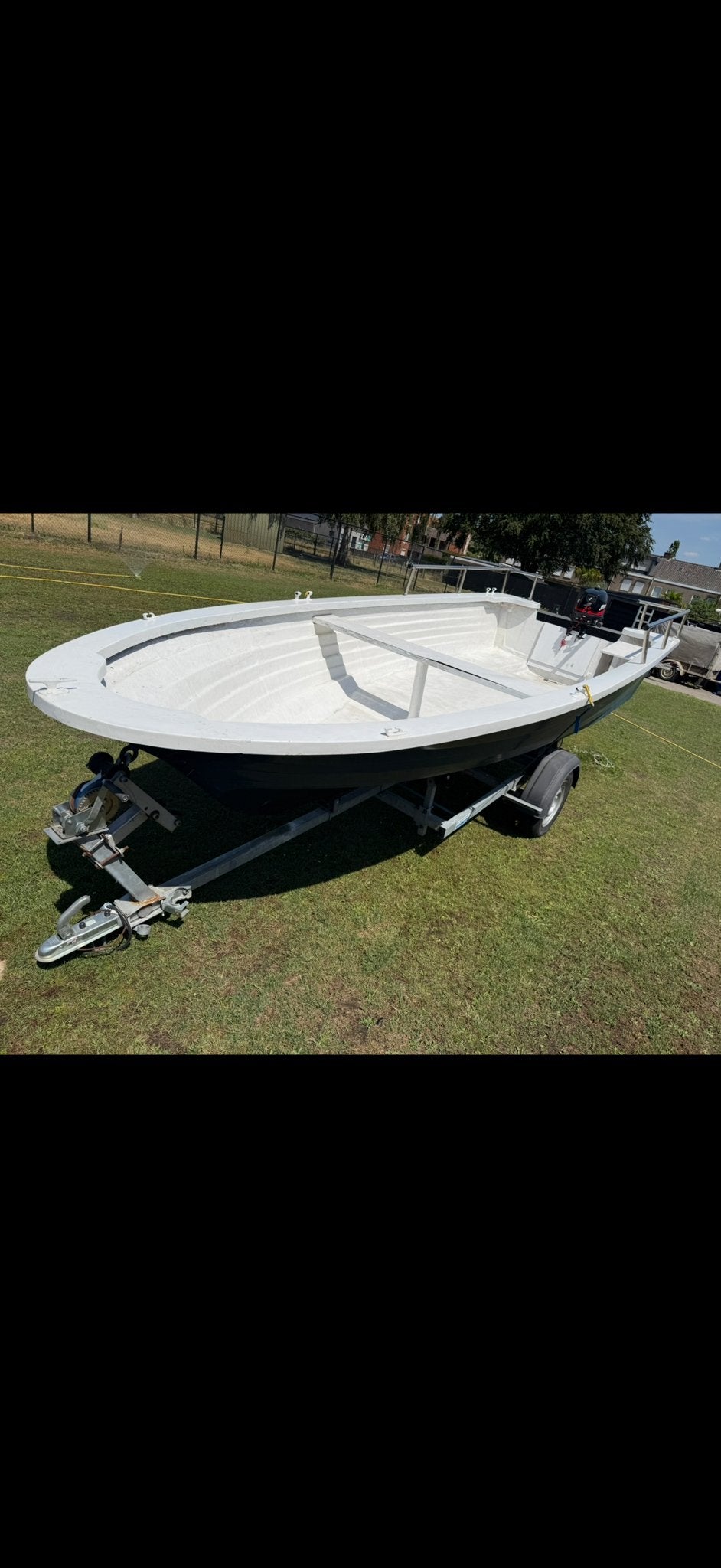 Mooie grote open polyester sloep met trailer, Ophalen, Gebruikt, 25 cm, 6 m