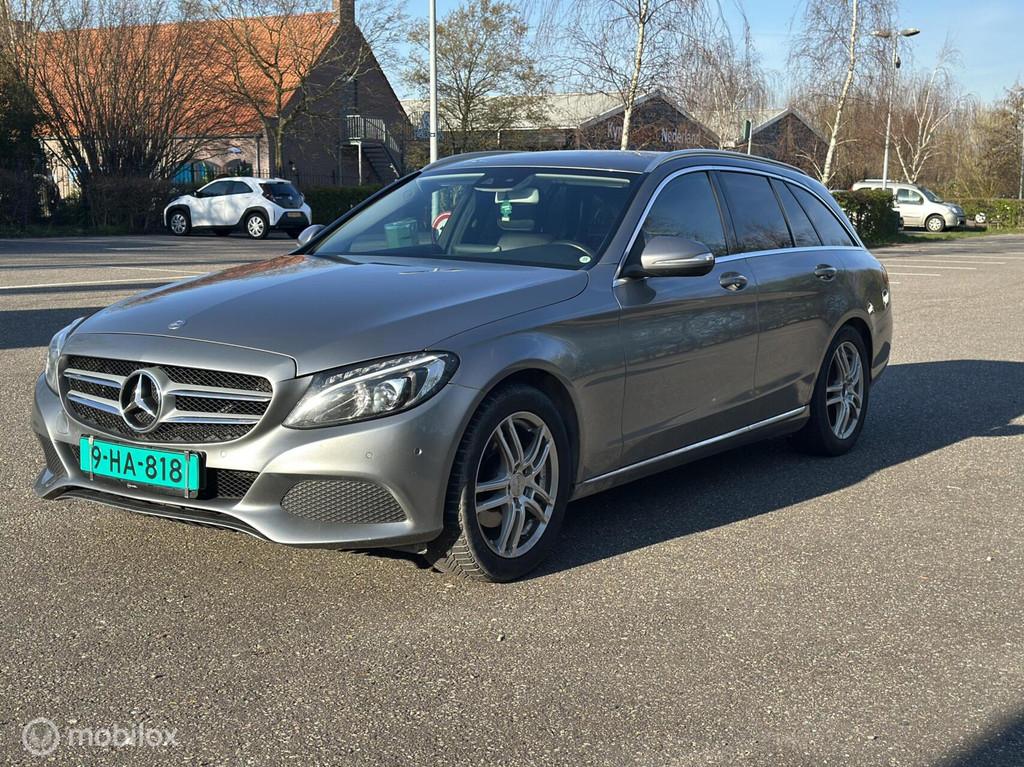 Mercedes-Benz C-Klasse C220 D AUT | pdc | trekhaak | C220D, Auto's, Automaat, Achterwielaandrijving, Gebruikt, 4 cilinders