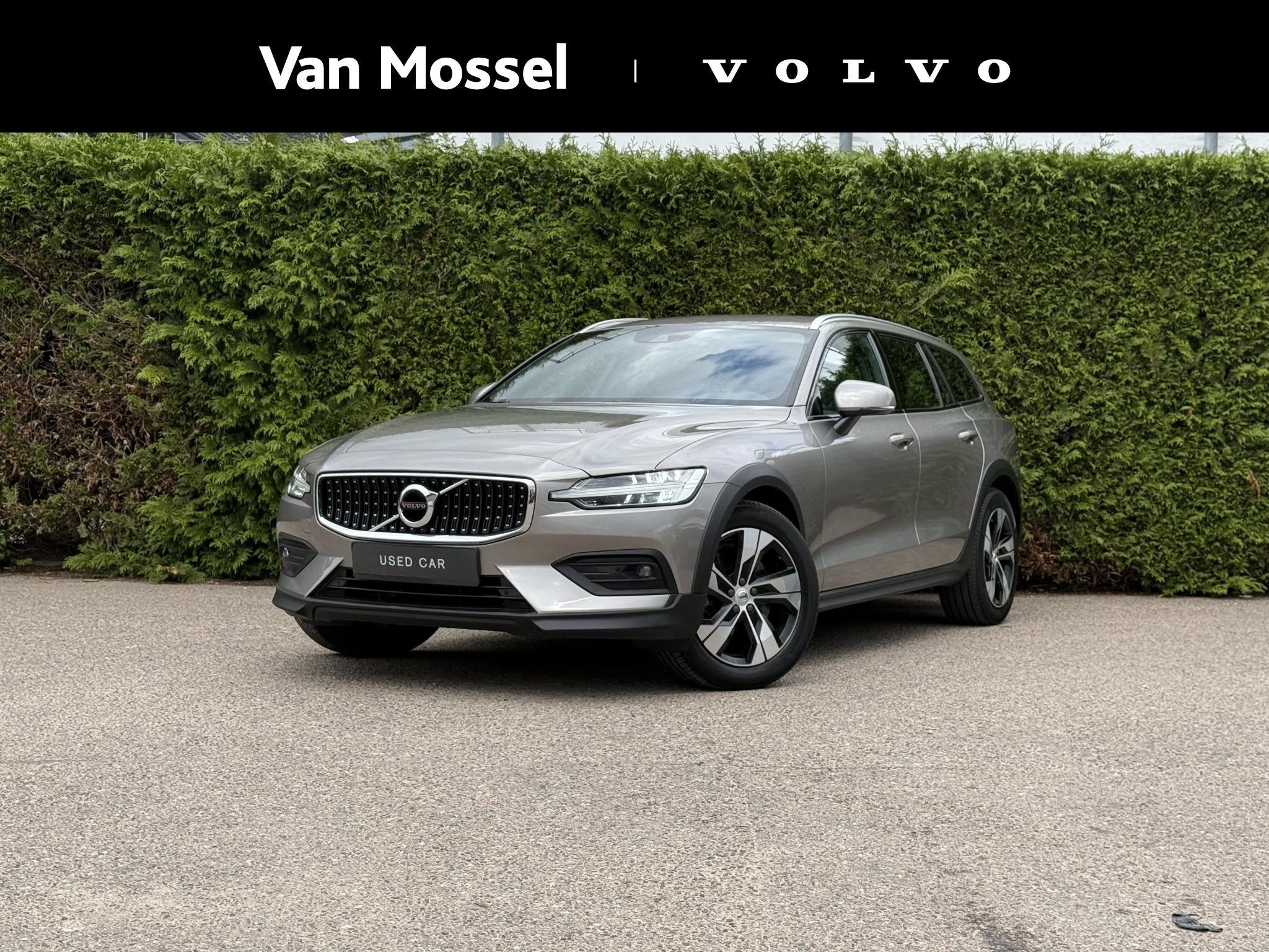 Volvo V60 Cross Country B5 AWD Ultimate | Trekhaak | Bliss |, Auto's, 12 maanden, Euro 6, 4 cilinders, Vierwielaandrijving