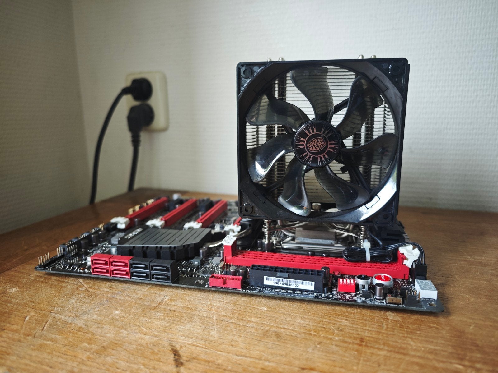 RAMPAGE IV FORMULA met i7 3930K en Cooler Master Cooler, Computers en Software, Gebruikt, Onbekend, DDR3, Ophalen of Verzenden