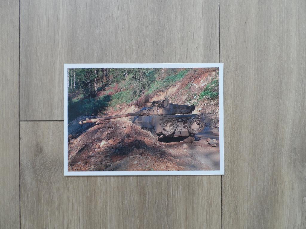 Ansichtkaart Mont Igman French AMX 10 tank 326, Ophalen of Verzenden, Landmacht, Nederland