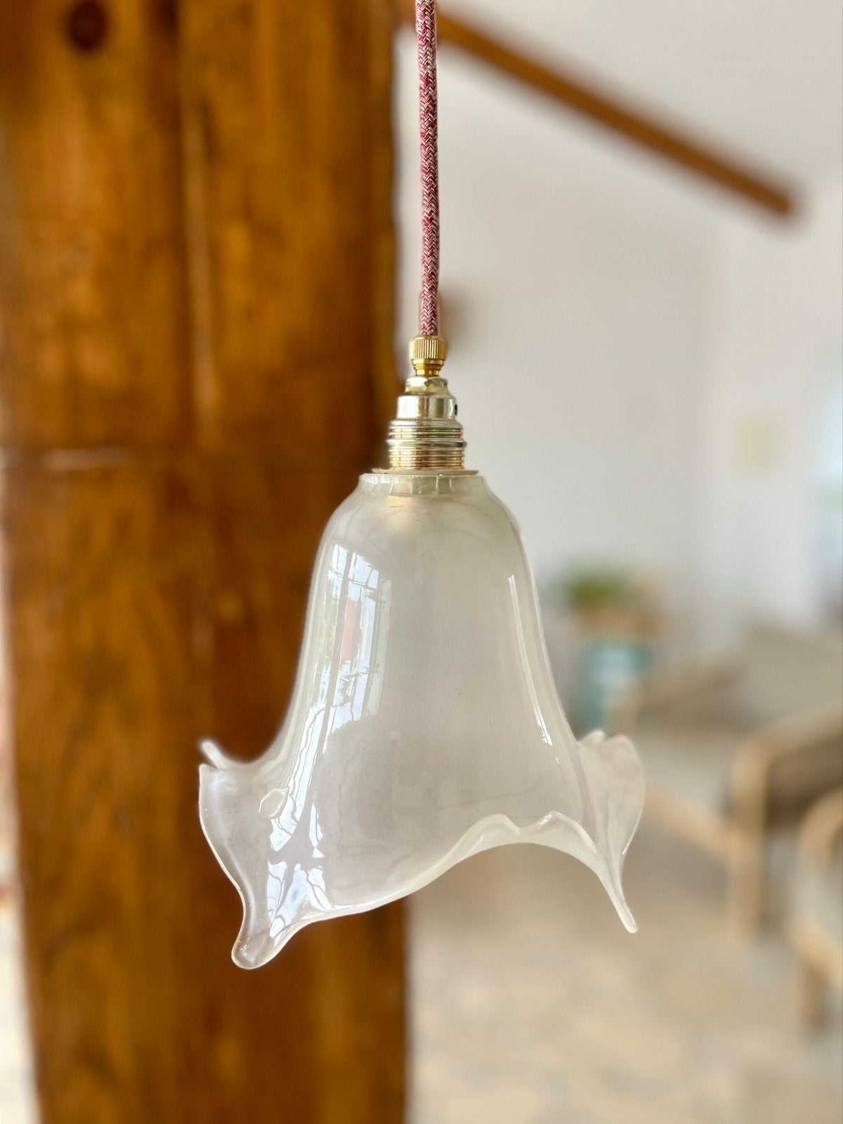 Portugese handgeblazen Vintage bloem hanglamp, Ophalen of Verzenden, Zo goed als nieuw, Glas, E14 (klein)