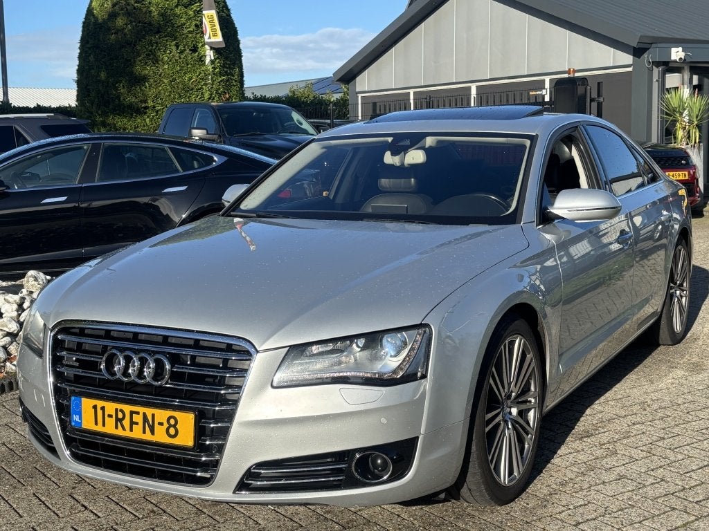 Audi A8 4.2 TDI V8 Diesel Quattro 2011 Grijs Schuifdak, Euro 5, Gebruikt, 8 cilinders, 241 €/maand