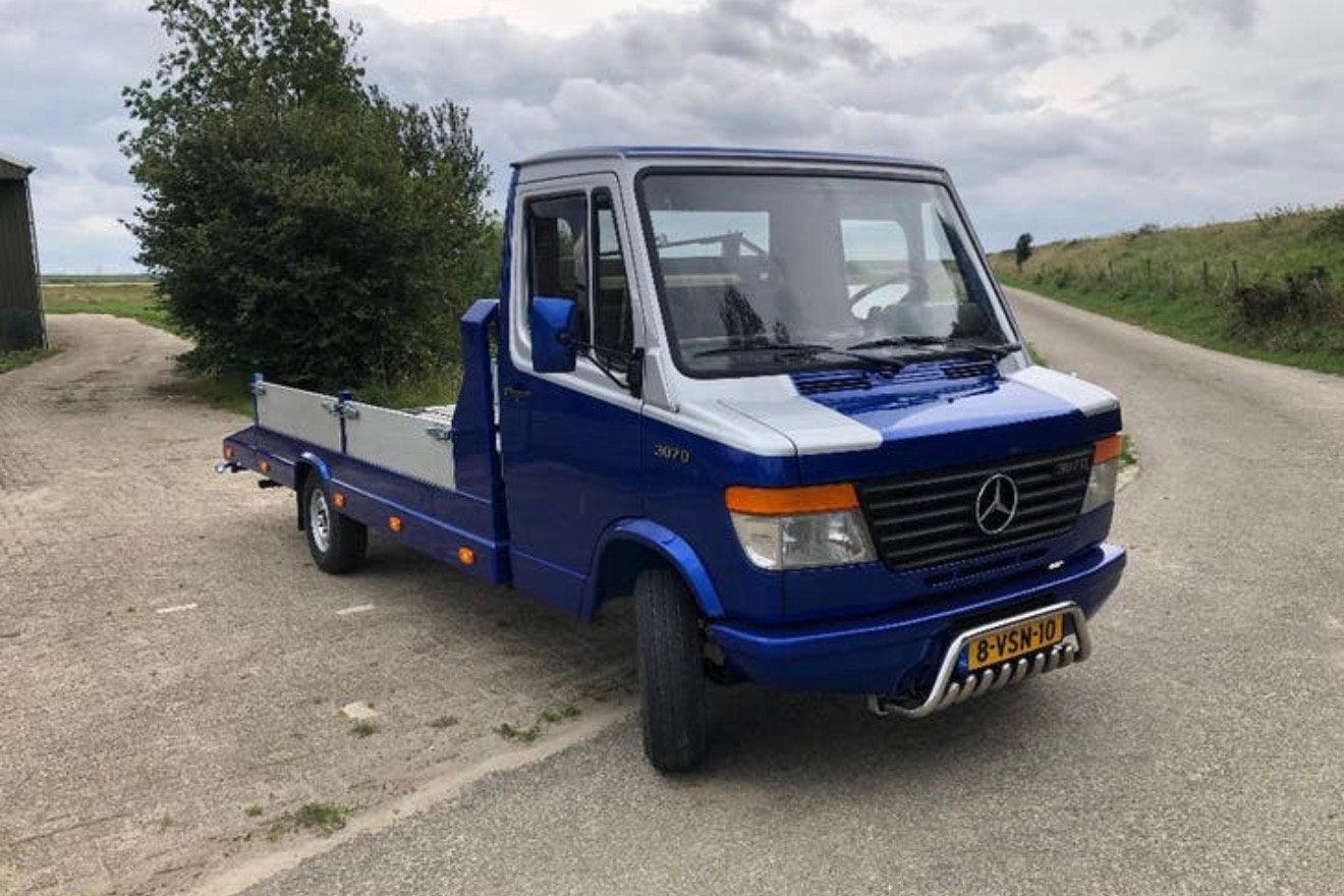 Mercedes-Benz Mercedes-Benz