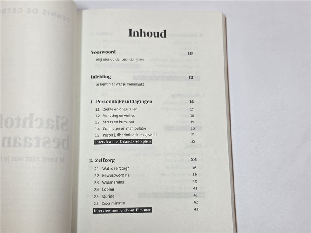 Slachtoffers Bestaan Niet — Uit de Slachtofferrol Stappen, Boeken, Ophalen of Verzenden, Zo goed als nieuw, Overige onderwerpen