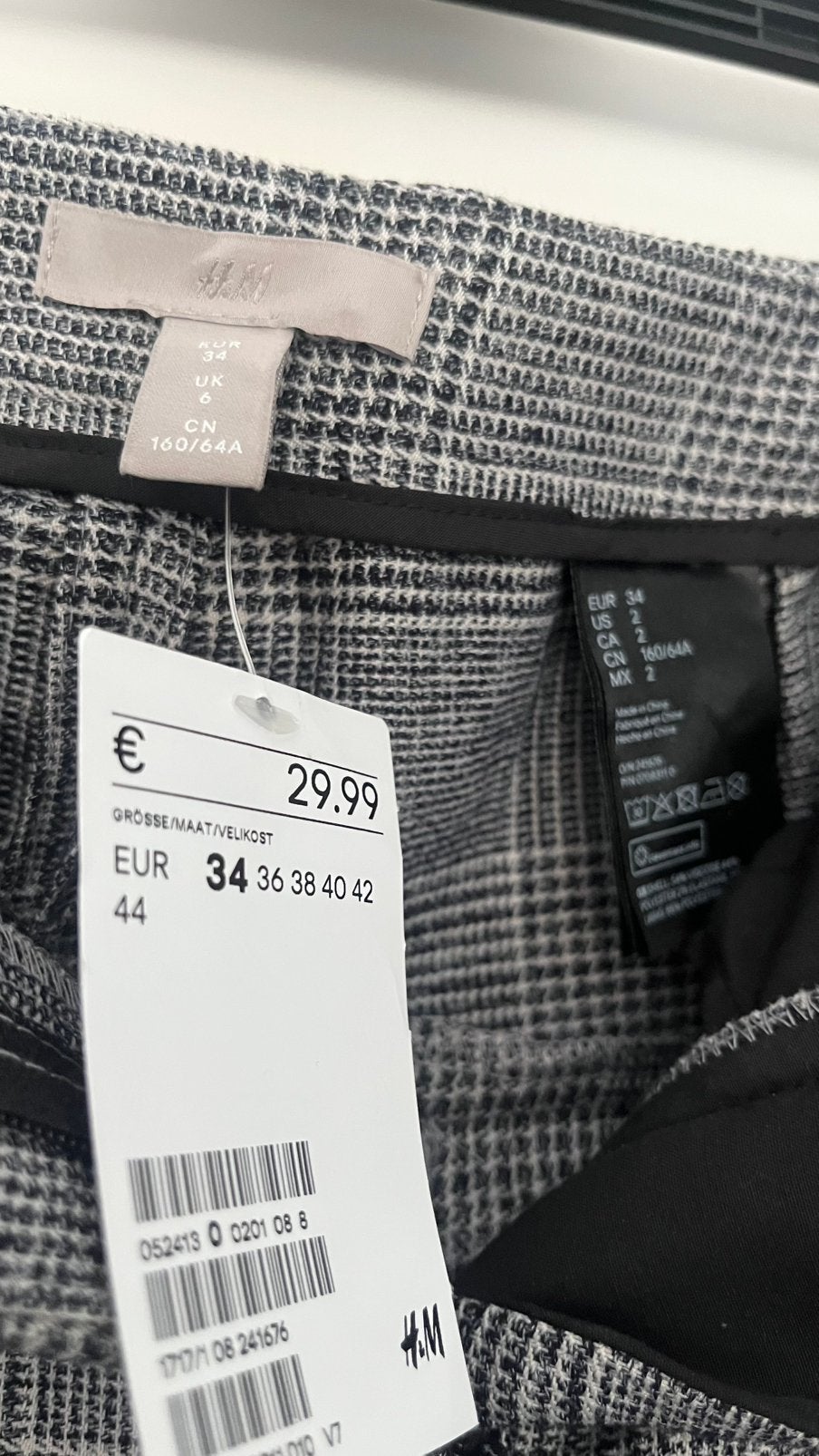 Corduroy grijsgemeleerdd broek maat 34 (xs), Kleding | Dames, Broeken en Pantalons, Ophalen of Verzenden, Zo goed als nieuw, Maat 34 (XS) of kleiner