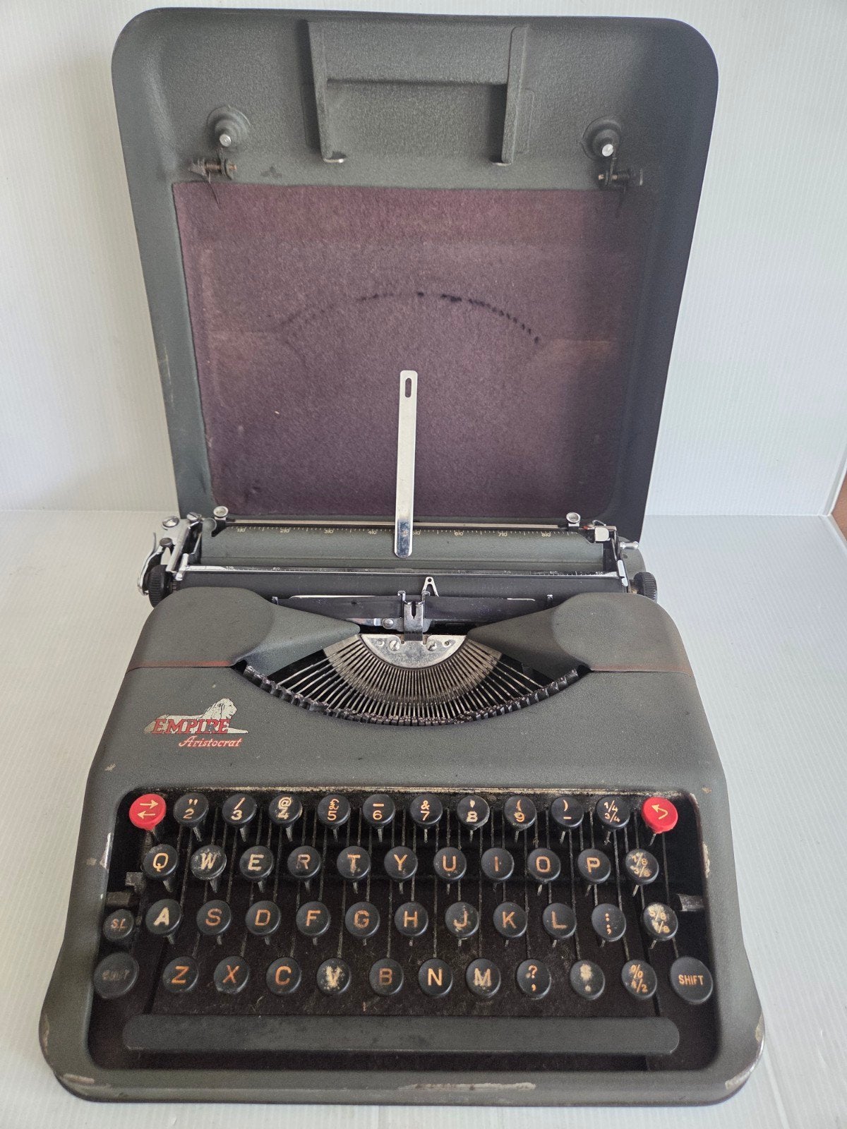 Empire Aristocrat - typemachine - jaren 50, Gebruikt, Onbekend, Ophalen of Verzenden, Onbekend